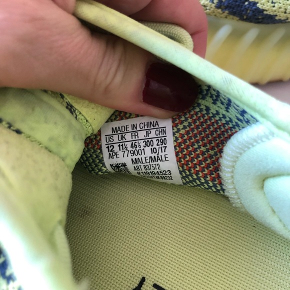 Yeezy Boost 350 V2 Men’s Sneakers B37572 Size 12 - Picture 9 of 9